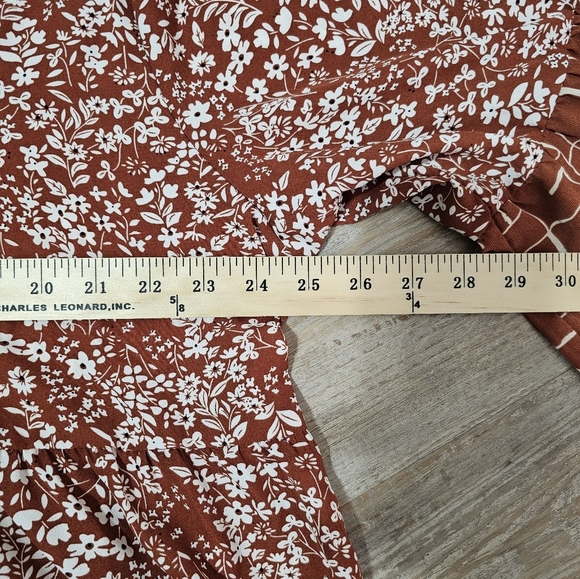 Weekend By Suzanne Betro, Rust and White Bohemian Blouse Tiered Body and Sleeves - Picture 10 of 14